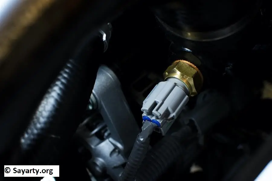 حساس ضغط الزيت