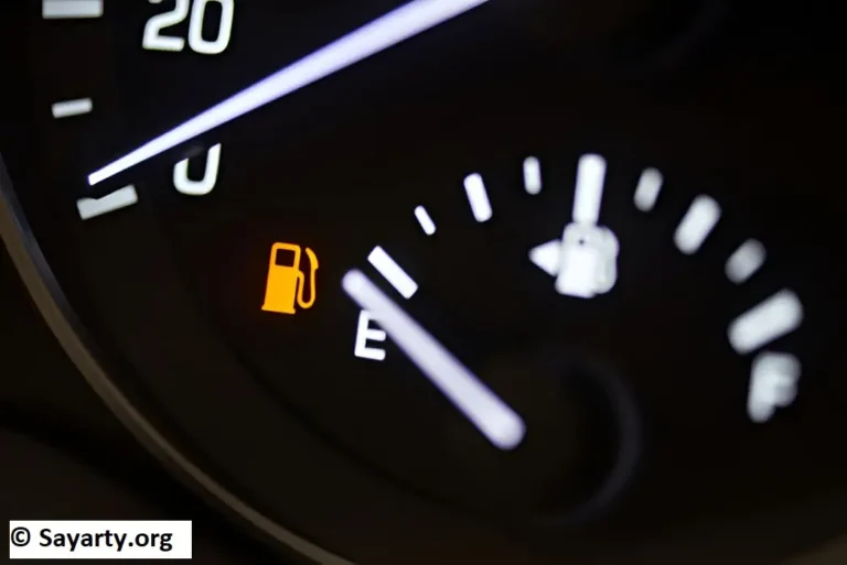 لمبة خزان الوقود