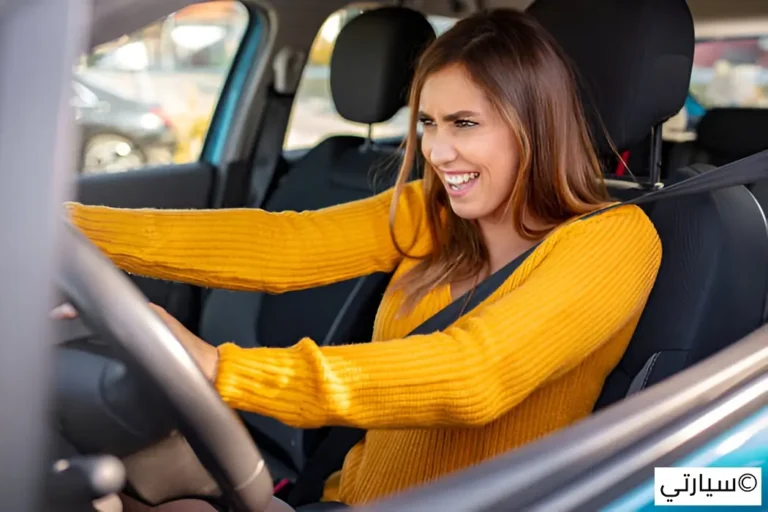 أسباب اهتزاز محرك السيارة وهي واقفة