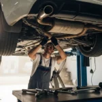 فحص نظام العادم في الصيف